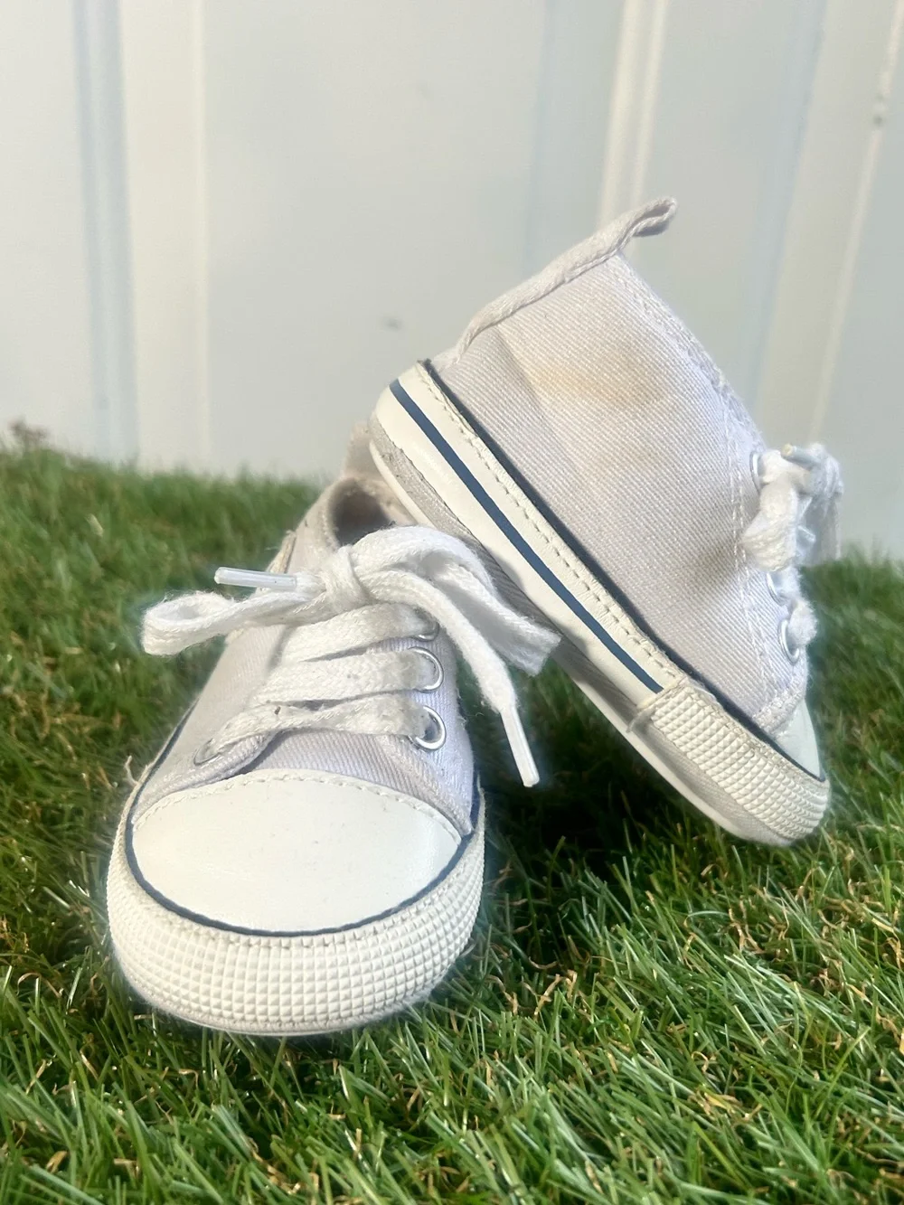 Converse ,Infant Baby ,Size 1, light gray Canvas Denim Sneaker Shoes